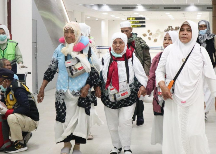   48% Jemaah Haji Indonesia Telah Tiba, Fase Pemulangan Gelombang II dari Madinah Dimulai