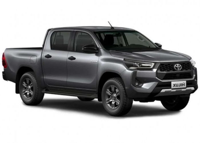 Toyota New HILUX Double Cabin E DSL 4x4 2.4 Mobil Bengkulu dengan Desain Canggih dan Mewah