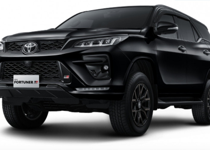 Toyota Fortuner GR Sport: SUV Tangguh dengan Desain Gagah yang Memikat Hati! 