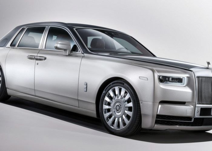 Mengintip Spesifikasi Rolls-Royce Phantom, Produsen Otomotif Prancis Liris Mobil Super Sport Terbaru 2024! 