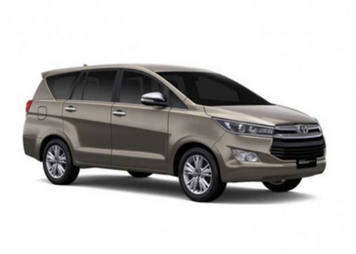 Toyota Kijang Innova Mobil Desain Canggih dan Mewah Menjadi Kendaraan Pilihan Utama di Indonesia