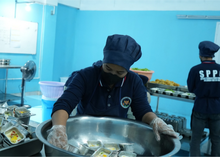 Perketat Keamanan Pangan MBG, BGN Terbitkan SOP Pendinginan Makanan di SPPG