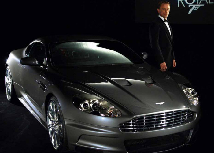  12 Mobil yang Pernah Digunakan James Bond Dalam Filmnya.