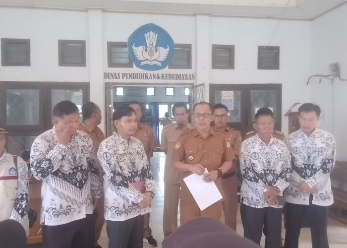 Tuntut Cairkan Sertifikasi, Guru Datangi Disdikbud, BKD dan DPRD Seluma