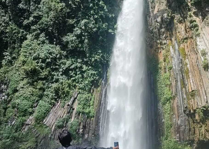 Keindahan Destinasi Air Terjun Tri Muara Karang, Rejang Lebong Bengkulu