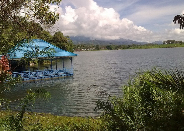 Sempat Dilanda Banjir, Berikut Sederet Informasi Tentang Danau Tes Lebong