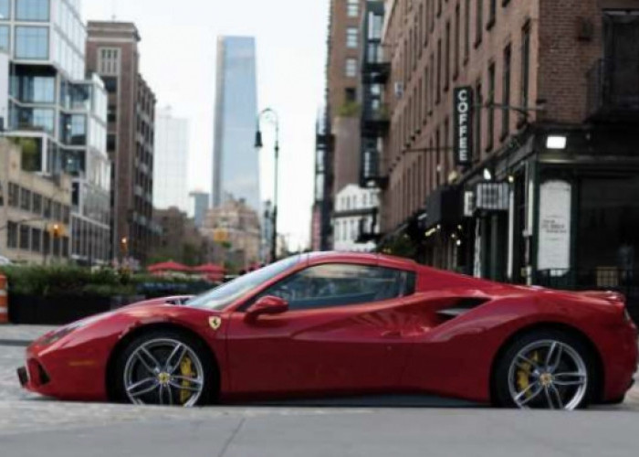 Mobil Balap Merek Ferrari Kendaraan  Paling Populer di Dunia Otomotif dengan Fitur Teknologi Ternaru