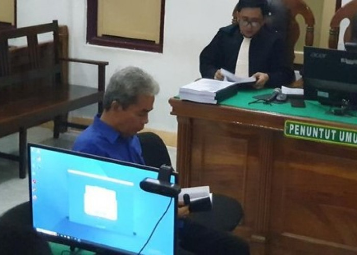 Didakwa Korupsi Izin Hutan, Eks Bupati Samosir Mangindar Simbolon Dituntut 4 Tahun