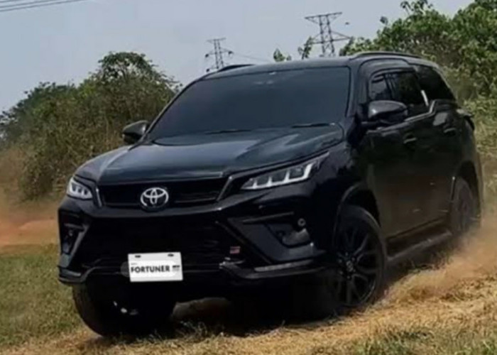 Toyota Fortuner Facelift 4X4 GR-S Desain Mewah dan Canggih Memiliki Fitur Sistem Otomatis di Medan Offroad