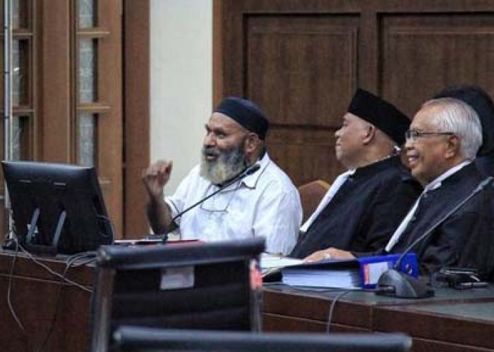 PT Jakarta Perberat Hukuman  Lukas Enembe, Jadi  10 Tahun