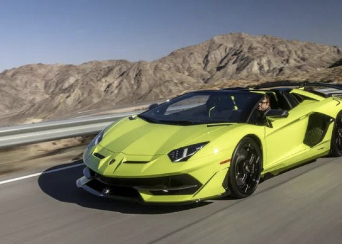 Mobil Lamborghini Aventador SVJ Verde Scandal Kemewahan Dengan Harga Rp 31 Miliar