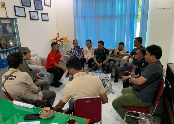 Penebangan Pohon Sawit Tanpa Izin, Manager PLN ULP Tais dan Pemilik Kebun Duduk Bersama