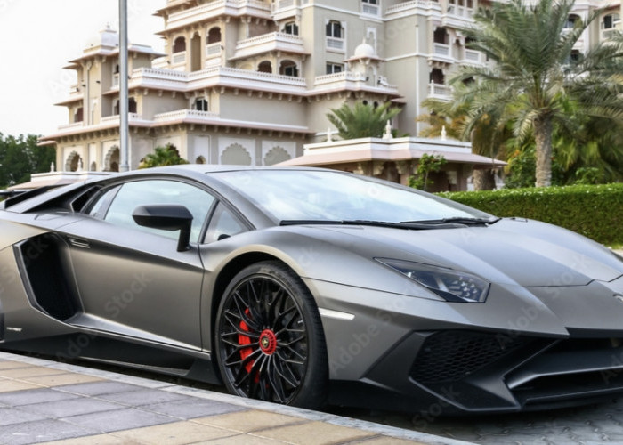 Mengenal Lamborghini Huracan, Elegansi Kombinasi Pintu Dua Otomatis dan Sistem Atap Otonom yang Canggih