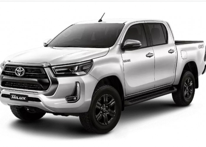 Toyota Hilux Mobil Double Cabin Mesin Bertenaga Mampu di Segala Medan Populer di Pasar Otomotif Indonesia 