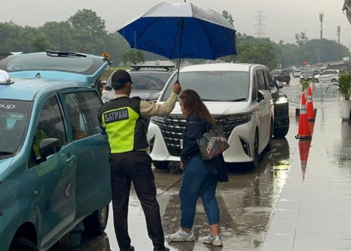   Musim Hujan, KCIC Imbau Penumpang Antisipasi Perjalanan dan Gunakan Moda Alternatif Menuju Stasiun