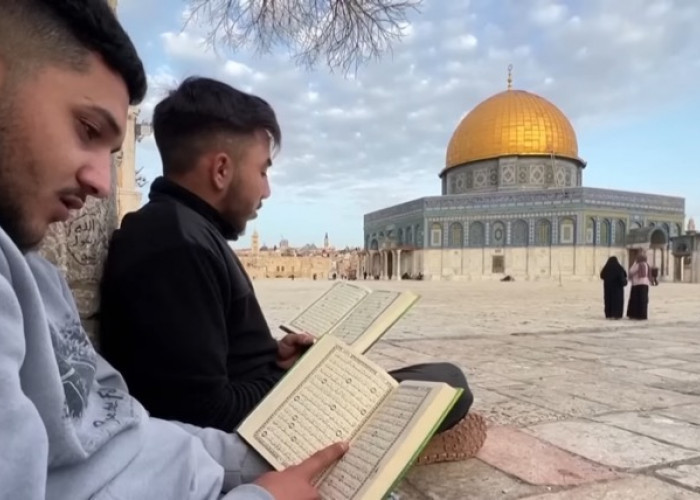 Selama Ramadhan, Israel Larang Muslim Palestina Ibadah di Masjid Al-Aqsa