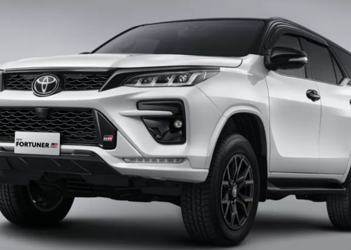 Toyota Fortuner Diesel 4x4 GR Sport Terbaru 2024 Varian Fortuner Paling Mahal Fitur Mewah dan Tangguh