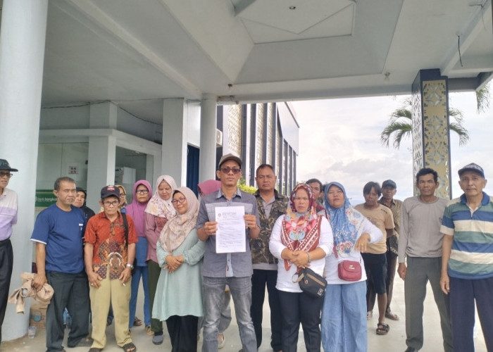 Kantor Bupati Seluma Digeruduk Massa, Saat Dialog Refleksi Satu Tahun Kepemimpinan Bupati dan Wabup 