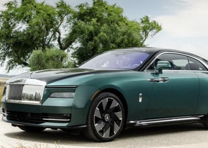 Menyelami Kemewahan dan Kecanggihan Rolls-Royce Phantom, Teknologi Canggih dan Hibrida yang Mengagumkan