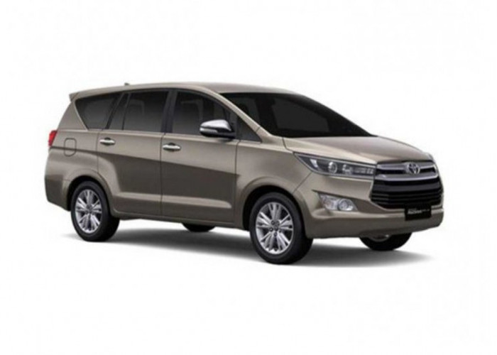 Toyota Kijang Innova Mobil Paling Populer di Indonesia Desain Canggih dan Mewah Nyaman Perjalanan Jauh