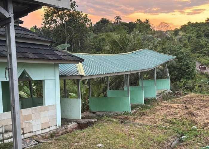 Disperindagkop Seluma Cari Solusi Bangun Taman Kuliner Tais yang Amblas