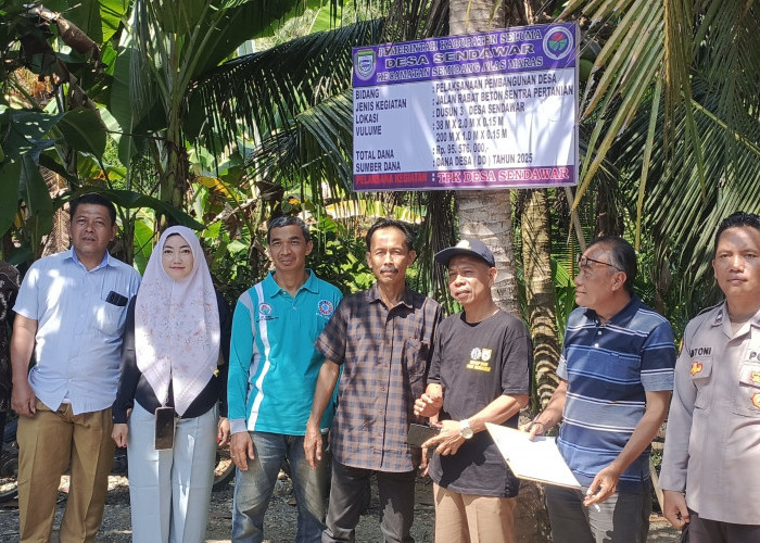 Kecamatan SAM Monev dan Evaluasi Pembangunan Jalan Raba Beton Sentra Pertanian Desa Sendawar