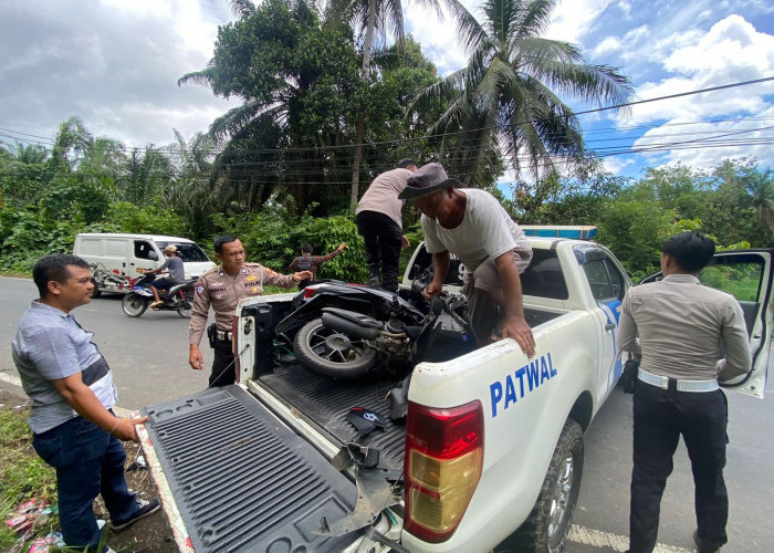  Suami Istri  Asal Kota Padang Bengkulu Selatan Meninggal Akibat Kecelakan di Seluma