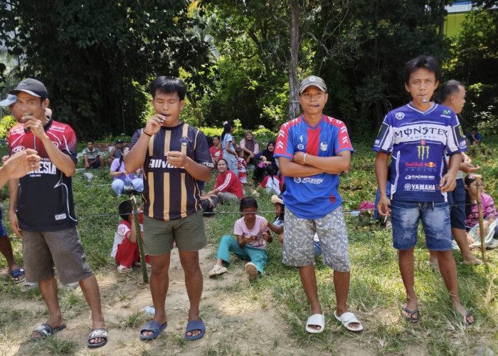 Rayakan HUT Kemerdekaan RI Ke-81, Pemdes Napal Melintang Gelar Lomba Song, Domino dan Joget Balon