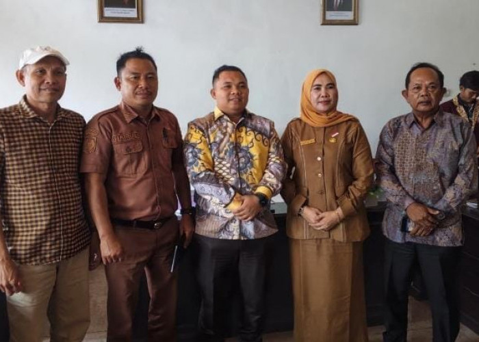 Hendri Satrio Tegaskan Konflik SMPN 05 Seluma Harus Berakhir Damai, DPRD Ancam Rekomendasikan Rombak Total