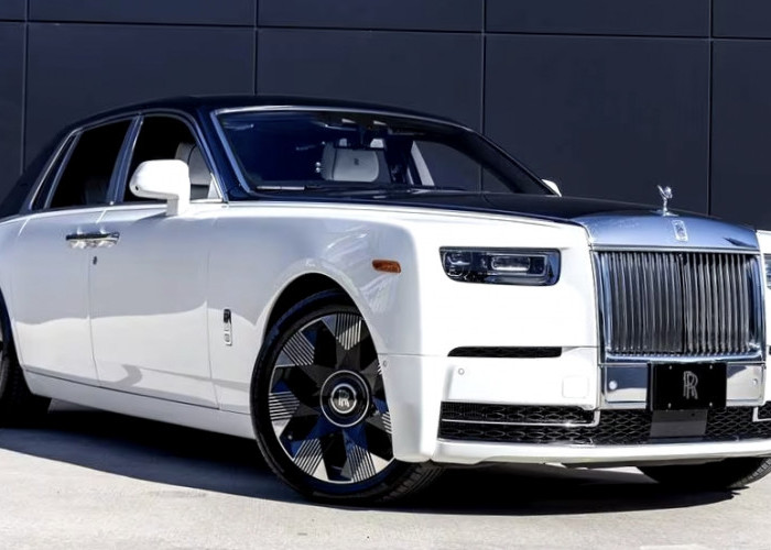 Mengintip Spesifikasi Rolls-Royce Phantom EWB Mobil Super Sport Tercanggih di Inggris Termahal di Indonesia