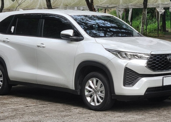 Toyota Kijang Innova Zenix Mobil MPV yang Diproduksi oleh Toyota Sejak Tahun 2004 Populer Indonesia