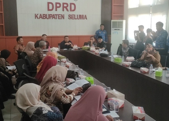 Mediasi Gagal, 29 Guru Tetap Bersikukuh Tolak Kepala SMPN 5 Seluma, DPRD Minta Disdik Segera Tindak Lanjuti