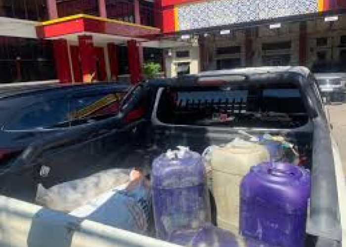  Polda Amankan  Pengawasa SPBU di Kaur, Penimbun di Talo