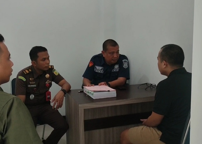  Kasus TPPO LPK Bodong, Penyidik Polda Bengkulu Serahkan Tersangka ke Kejari Seluma