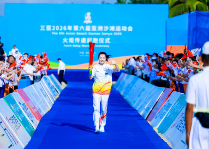   Torch Relay for 6th Asian Beach Games Held in Sanya, China