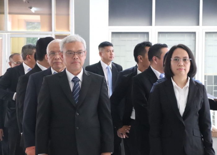  Tiga Besar Calon Direktur Polteknaker Periode 2026–2030 Diumumkan Kemnaker