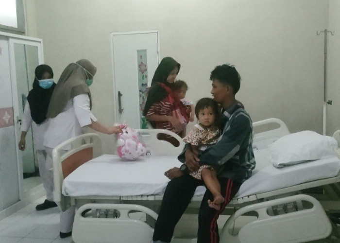 Tinggal sementara di ruang VIP RSUD Tais