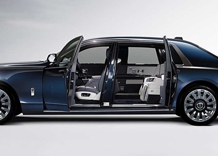 Mengenal Lebih Dekat Rolls-Royce Ghost Mobil Super Mewah dengan Mesin V12 Turbo dan Teknologi Canggih