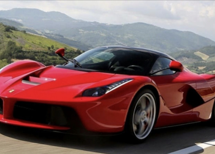 Ferrari Sport Balap Warna Merah Ciri Khas Ferrari Produk Produsen Mobil Eksotis Asal Italia Paling Menonjol! 