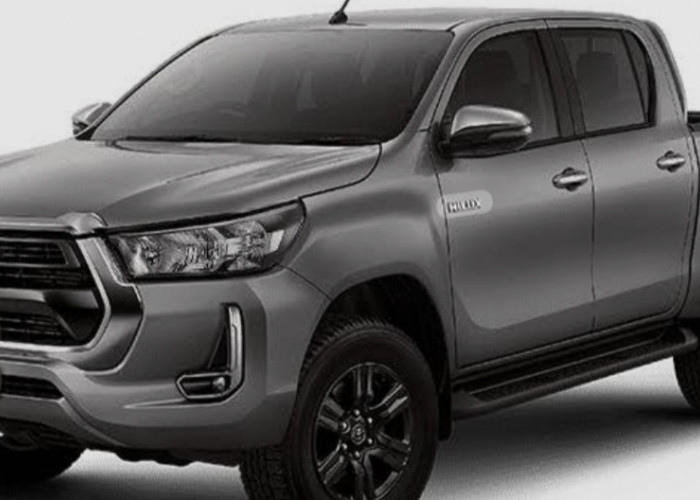 Toyota Hilux Desain Lebih Tinggi dan Panjang dengan Mesin Double Tangguh