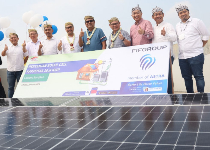  Gerakan Dukung Energi Terbarukan,  Sudah 12 Panel Solar Dipasang FIFGROUP   
