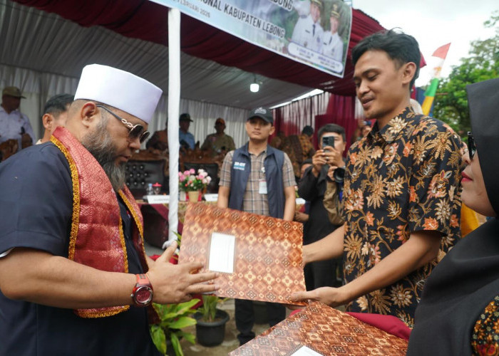 Kunjungan ke Lebong, Gubernur Bengkulu  Perjuangkan Izin Tambang Emas Tradisional