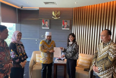   Atasi Blank Spot di 40 Desa Bengkulu, Gubernur Bengkulu Sowan ke Menteri Komdigi