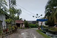 Warga Desa Babatan Ulu dan Penandingan, Desak Perbaiki Jalan Lintas, Rusak Parah