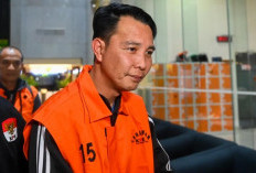  Bupati dan Kadis PU Rejang Lebong resmi Ditahan, Bersama 3 Swasta Pakai Rompi Orange