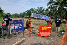 Belum Kunjung Diperbaiki, Warga Lakukan Aksi di depan Jalan  Terputus Sembayat Seluma