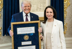 Pemimpin Oposisi Venezuela Serahkan Hadiah Nobelnya Kepada Trump