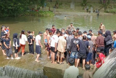     Bocah 8 Tahun Tenggelam di Aliran Sungai Kampung Durian
