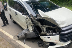 Dua Minibus Adu Banteng di Jalan Lintas Seluma, Dua Orang Luka-luka
