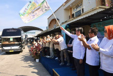 Menaker Lepas 1.431 Pekerja Panasonic Mudik Gratis, Menaker: Perusahaan Harus Memanusiakan Pekerja